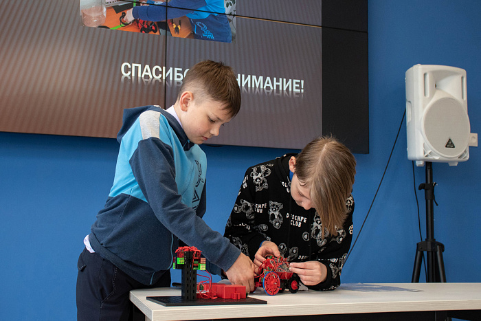 «Вятским левшой» назван кировский школьник