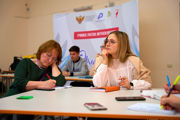 Первые региональные курсы по программе «Орлята России» завершились в Кирове