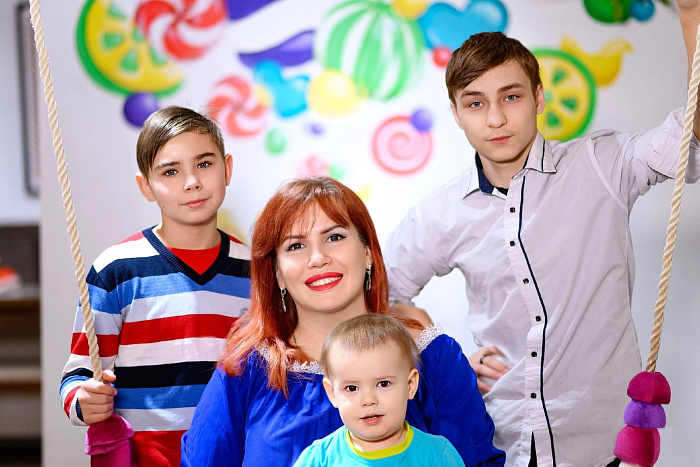 Кировская приемная семья участвует в проекте «Семья – каждому ребенку»