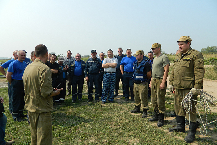 Кировские спасатели тренировались в поиске людей на водоёмах