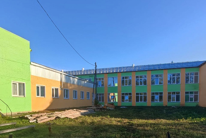 В школе села Швариха Нолинского района завершается капитальный ремонт