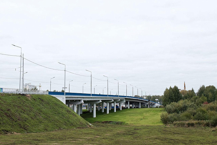 В Кирове торжественно открыли движение по путепроводу из Чистых прудов 