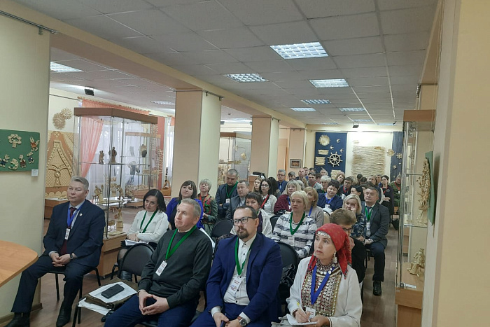 В Кирове стартовал форум «Развивая традиции»