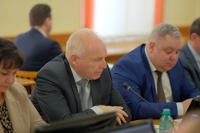 Студентов будут активнее привлекать к работе в полях
