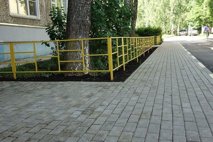В Кирове по нацпроекту восстановили освещение в 15 дворах