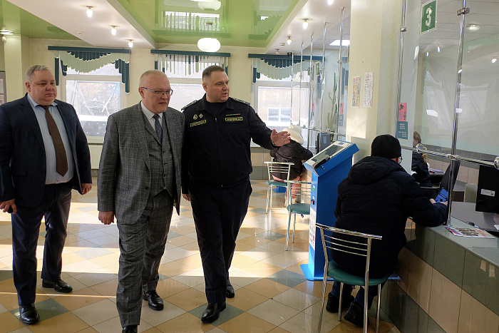 За год судебные приставы Кировской области взыскали у неплательщиков алиментов более 724 млн рублей 