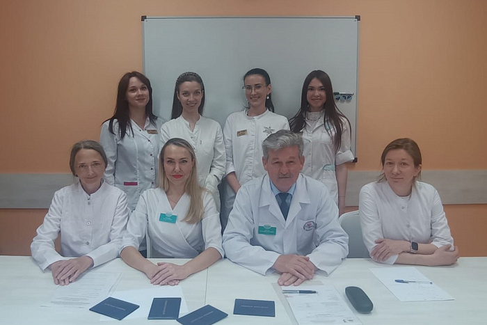 В медицинских организациях региона приступают к работе 4 молодых врача-эндокринолога
