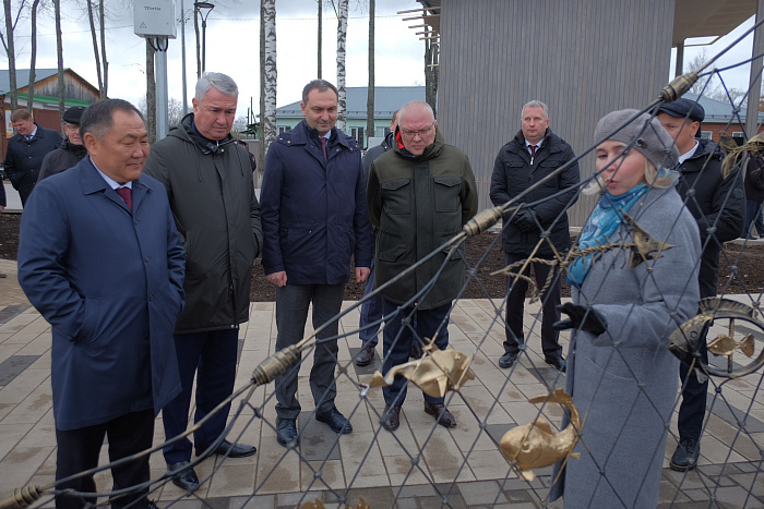 В Белой Холунице открылось новое общественное пространство 