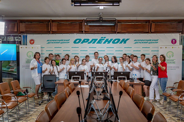 Ученики кировского школьного лесничества отдохнули в «Орлёнке»