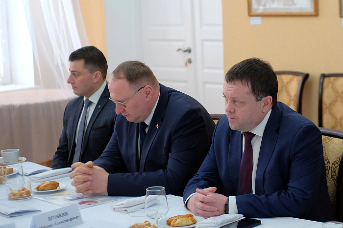 Александр Соколов провел встречу с главными врачами