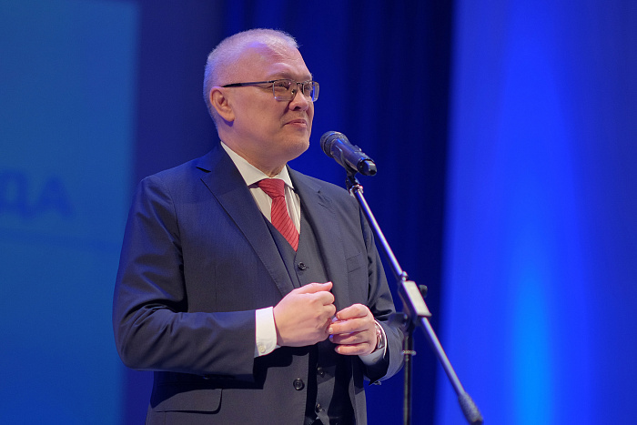 Александр Соколов вручил награды победительницам конкурса «Женщина года — 2022»