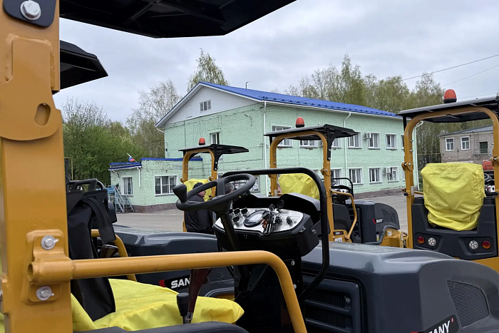 Для ремонта дорог в Кировскую область поступили новые катки