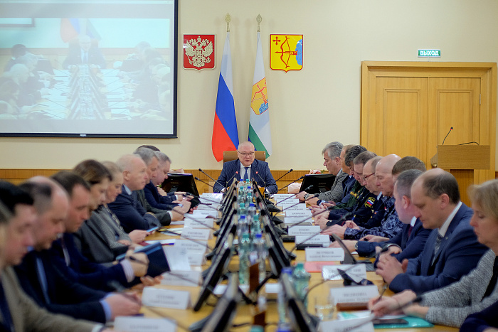 Александр Соколов поручил отремонтировать дорогу Оричи - Коршик