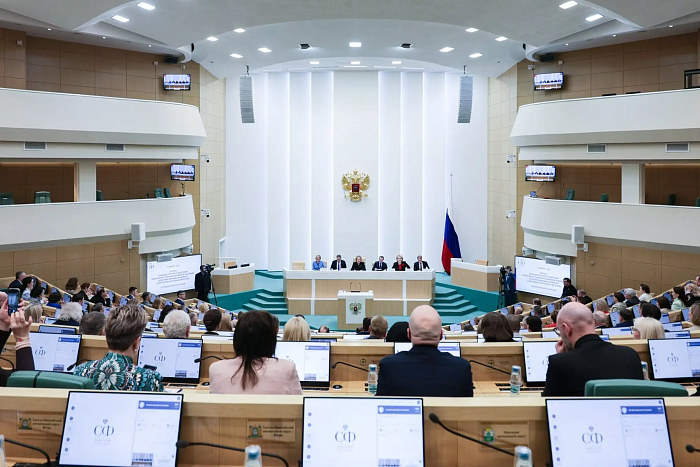 Директор кировского драмтеатра принял участие во встрече с Валентиной Матвиенко