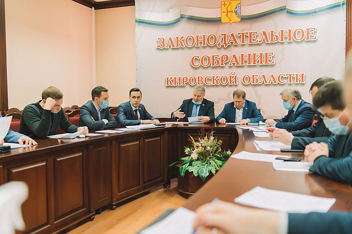 В 2021 году на выплату на детей в возрасте от 3 до 7 лет включительно предусмотрено свыше 2,2 млрд рублей