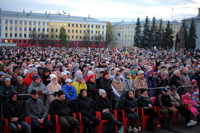 Юта выступила в Кирове с концертом в поддержку участников специальной военной операции