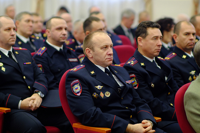 8 сотрудников УМВД получили благодарственные письма губернатора Кировской области