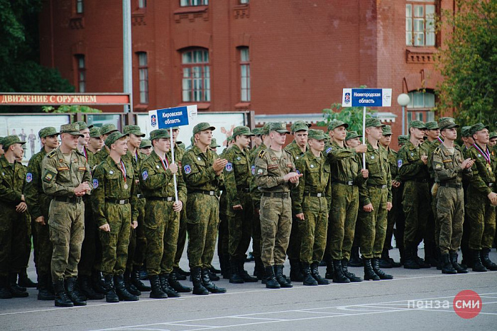 Кировские гвардейцы стали лучшими в стрельбе