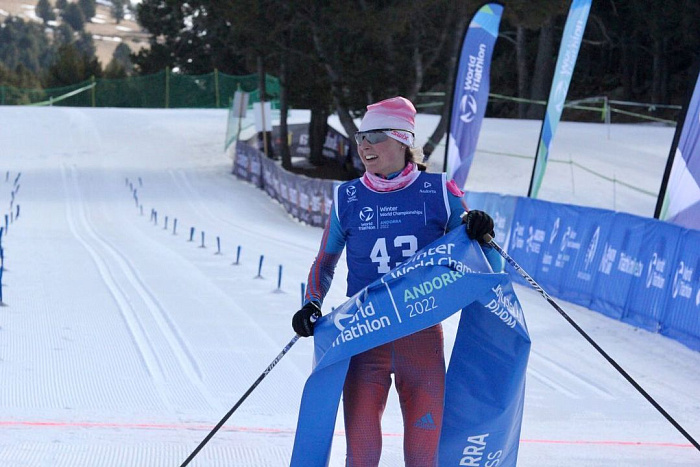 Кировчанка Дарья Рогозина выиграла золото чемпионата мира по зимнему триатлону