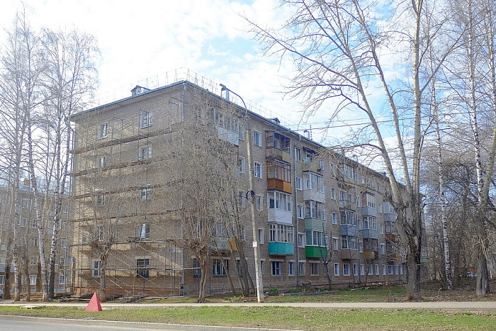 На 29 центральных улицах Кирова идет капитальный ремонт домов 