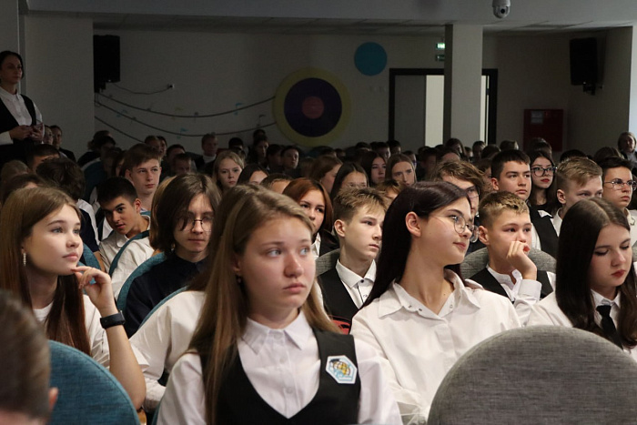 Еще в одной кировской школе открылся «Кванториум» 
