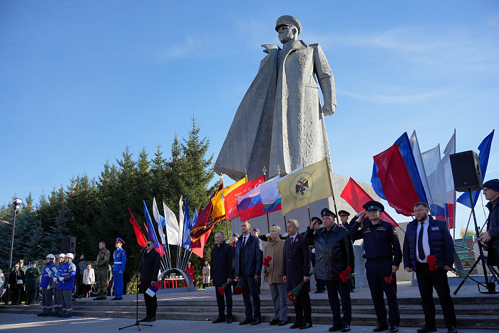 В Кирове в День воссоединения новых регионов с Россией зажгли Вечный огонь