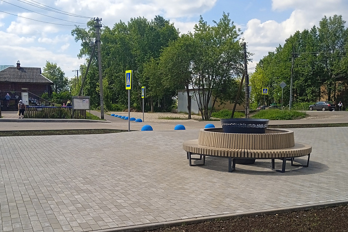 В Белой Холунице по нацпроекту благоустроили городскую площадь