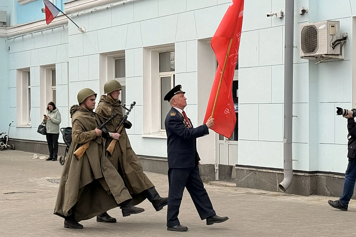 «Поезд Победы» прибыл на кировский вокзал