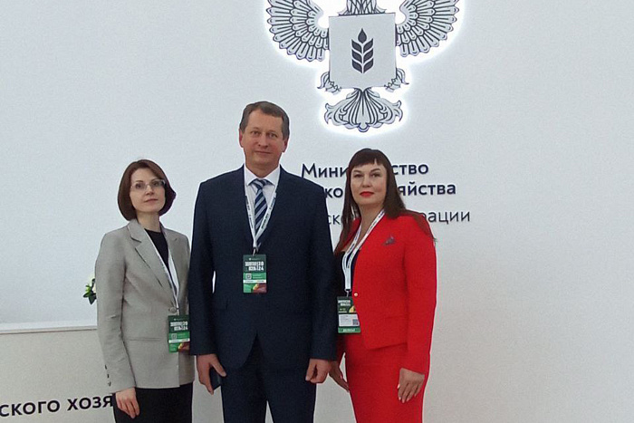 Кировская делегация работает на агропромышленной выставке «Золотая осень – 2024»