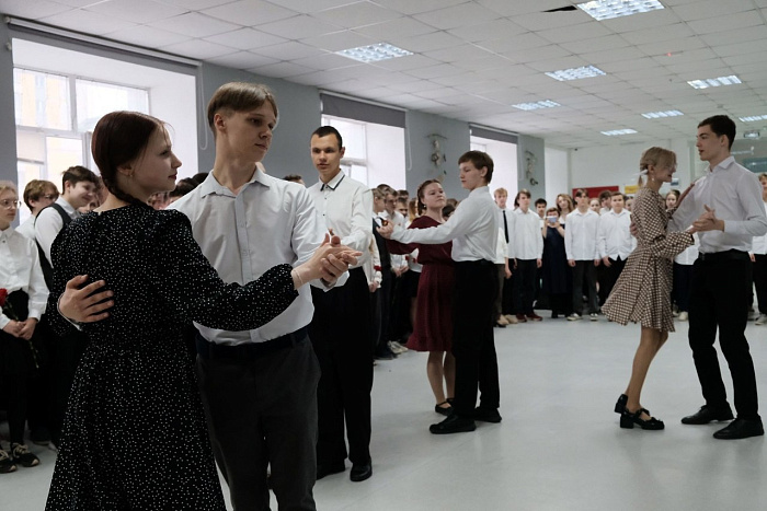 В школах Кировской области прошли мероприятия в честь 80-летия Великой Победы