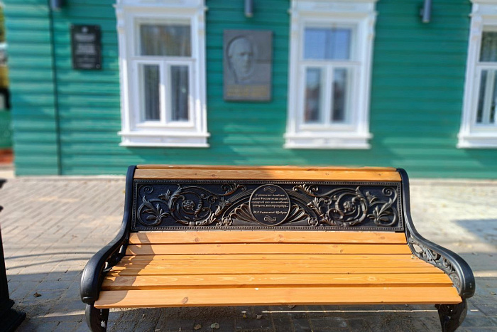 В Кирове накануне 650-летия появилась «литературная остановка»