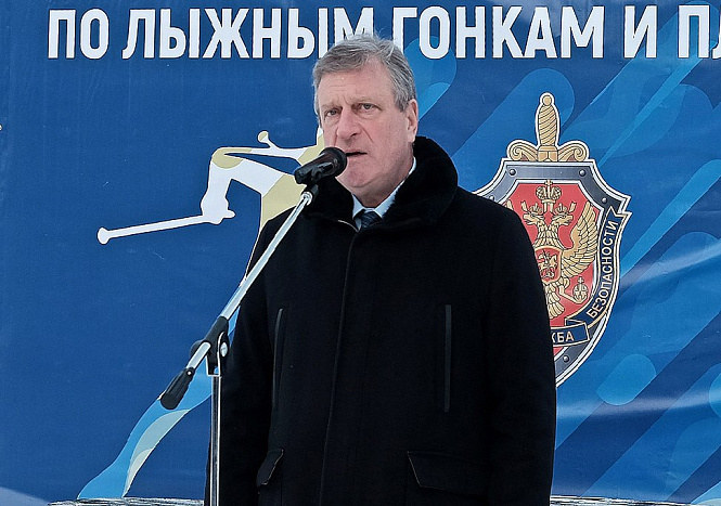 Сборная Кировской области заняла призовые места в чемпионатах органов безопасности ПФО по лыжным гонкам и плаванию