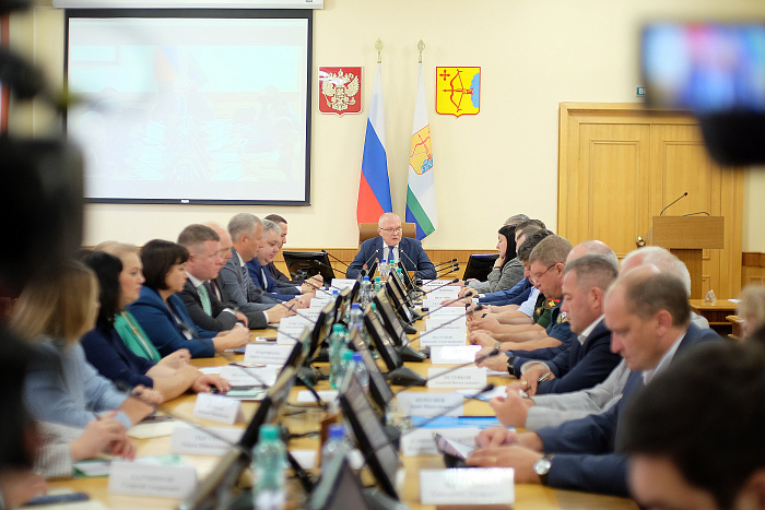 В Кировской области проводится комплекс мероприятий для повышения безопасности дорожного движения