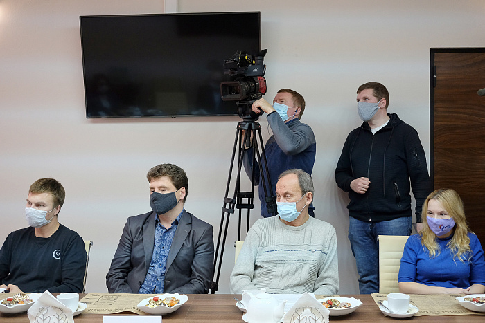 Александр Чурин обсудил с общественниками планы по развитию системы обращения с отходами