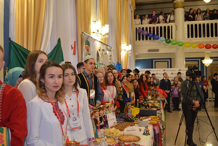 В Кирове состоялся Фестиваль национальных культур медицинских и фармацевтических вузов России