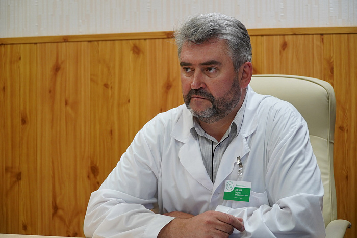 Врачи Кирово-Чепецкой ЦРБ извлекли из ноги пациента 80-сантиметровую арматуру