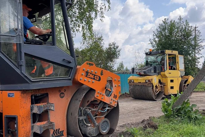 В Котельниче ведутся работы по «Дорожному миллиарду»