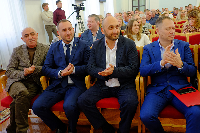 Александр Соколов поблагодарил дорожников за работу