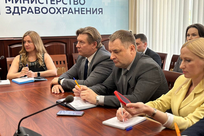 Федеральные эксперты высоко оценили работу онкологической службы Кировской области