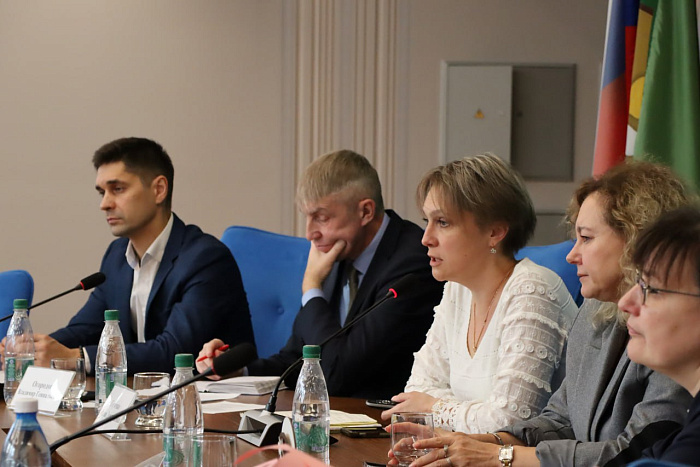В Кировской области прошло совещание по реализации проекта «Кадры в АПК» 