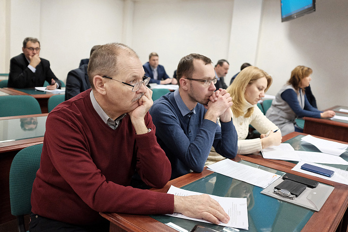 В областном правительстве обсудили взаимодействие кировских предприятий с «РЖД»