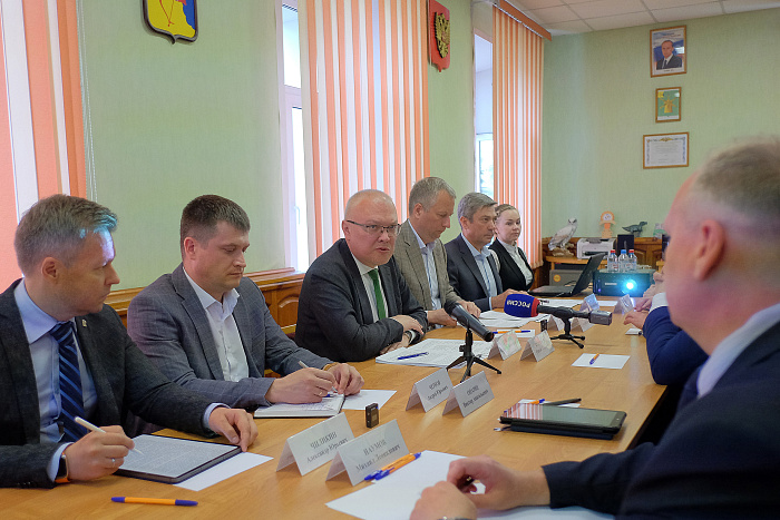 В Котельниче построят школу с бассейном и дома для бюджетников