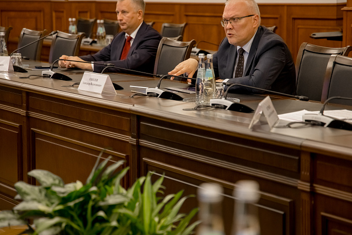 Александр Соколов рассказал Роману Старовойту о приоритетных транспортных проектах Кировской области