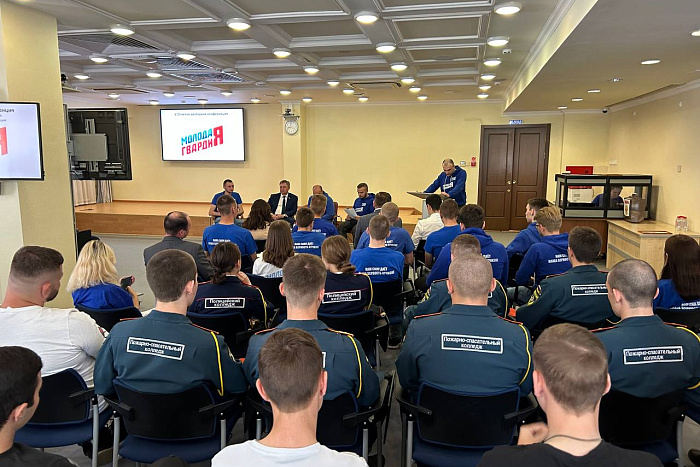 В Кирове создадут Центр обучения волонтеров