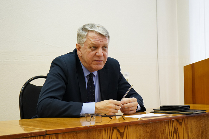 На Омутнинском металлургическом заводе профосмотры на рабочем месте проходят 98% сотрудников