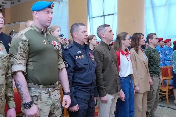 Борис Веснин и Данил Зонов открыли региональный этап «Зарницы»