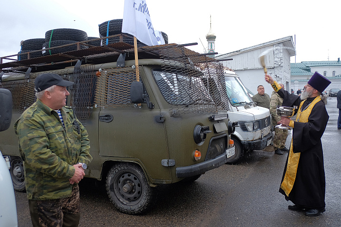 Кировчане отправили в зону СВО еще 6 автомобилей с гуманитарной помощью