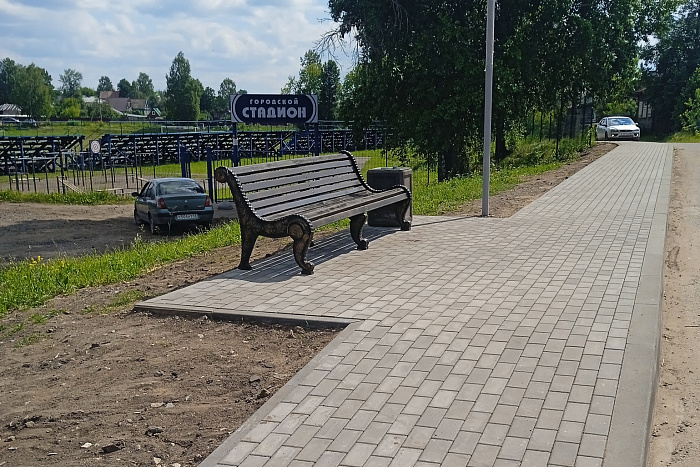 В Белой Холунице по нацпроекту благоустроили городскую площадь