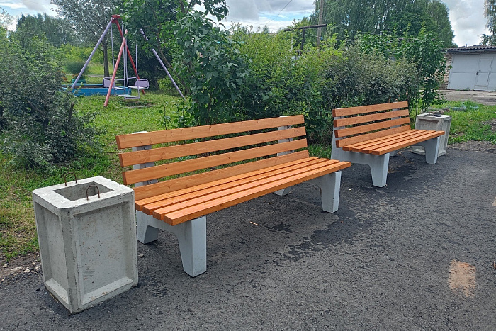 В Зуевке благоустроили дворы и тротуары 
