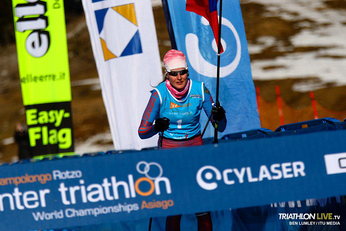 Кировская спортсменка стала чемпионкой мира по зимнему триатлону
